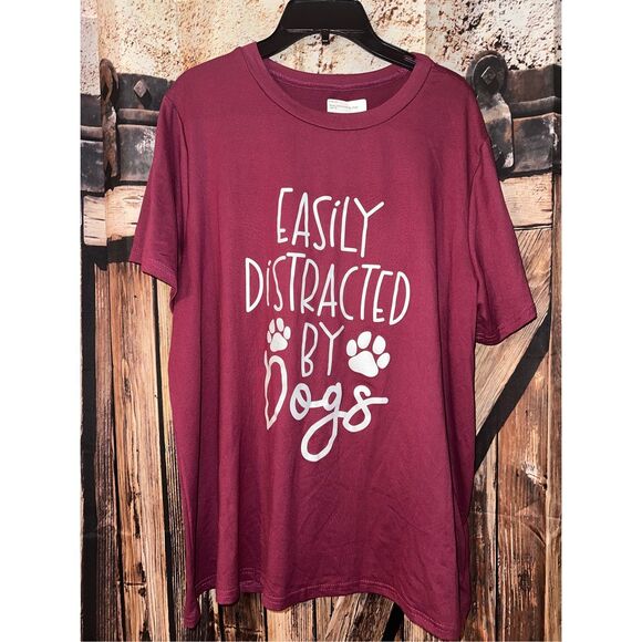 Graphic Easily Distracted By Dogs Burgandy T-shirt size large 12 - Picture 1 of 4